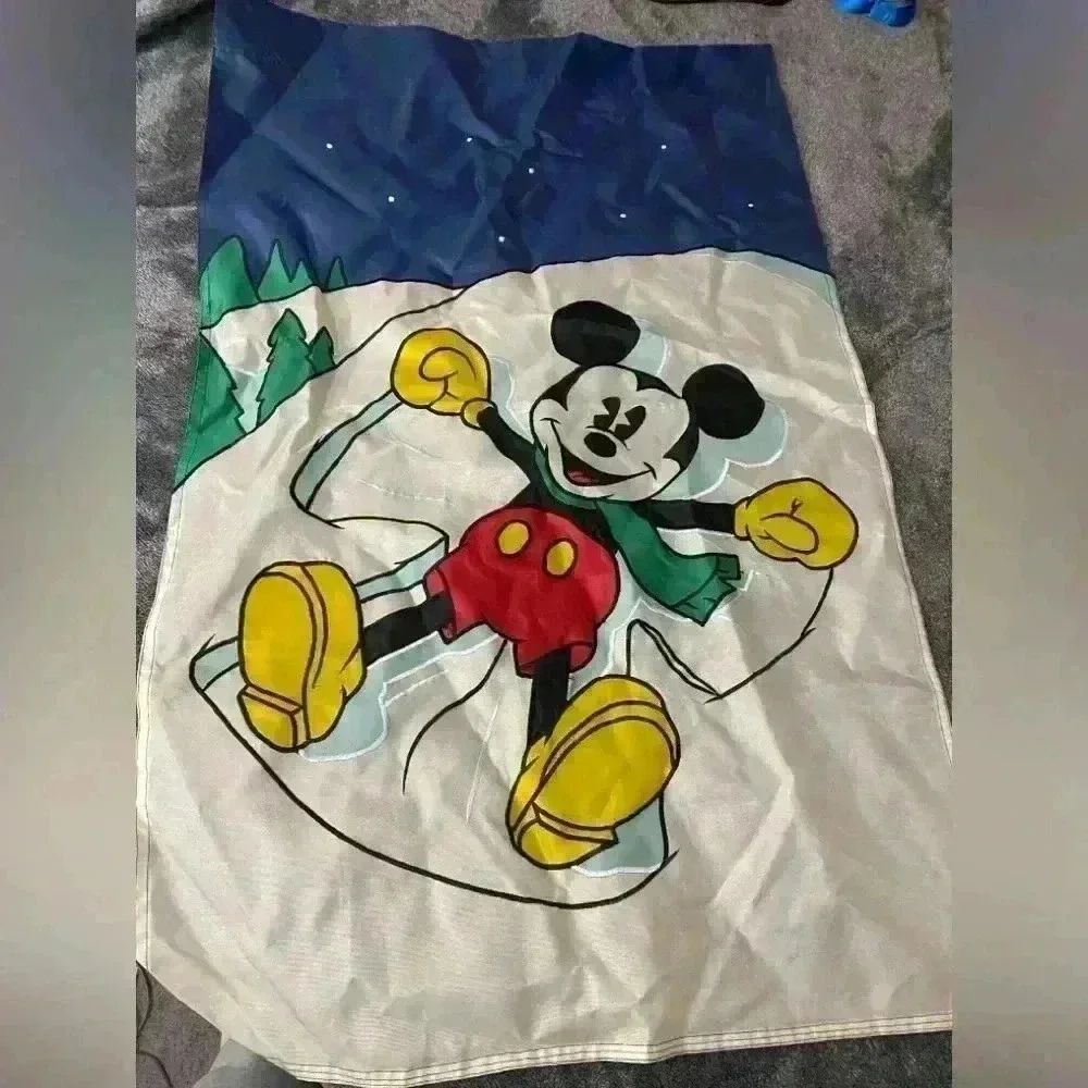 Vtg Mickey Disney winter flag